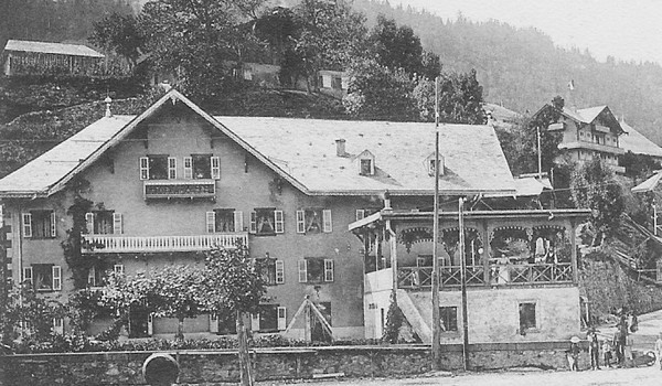 N°4 L'Hôtel des Alpes
