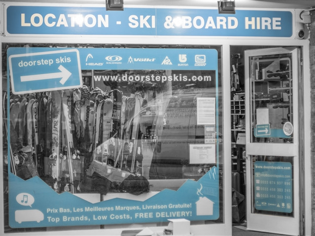 DoorStep Skis